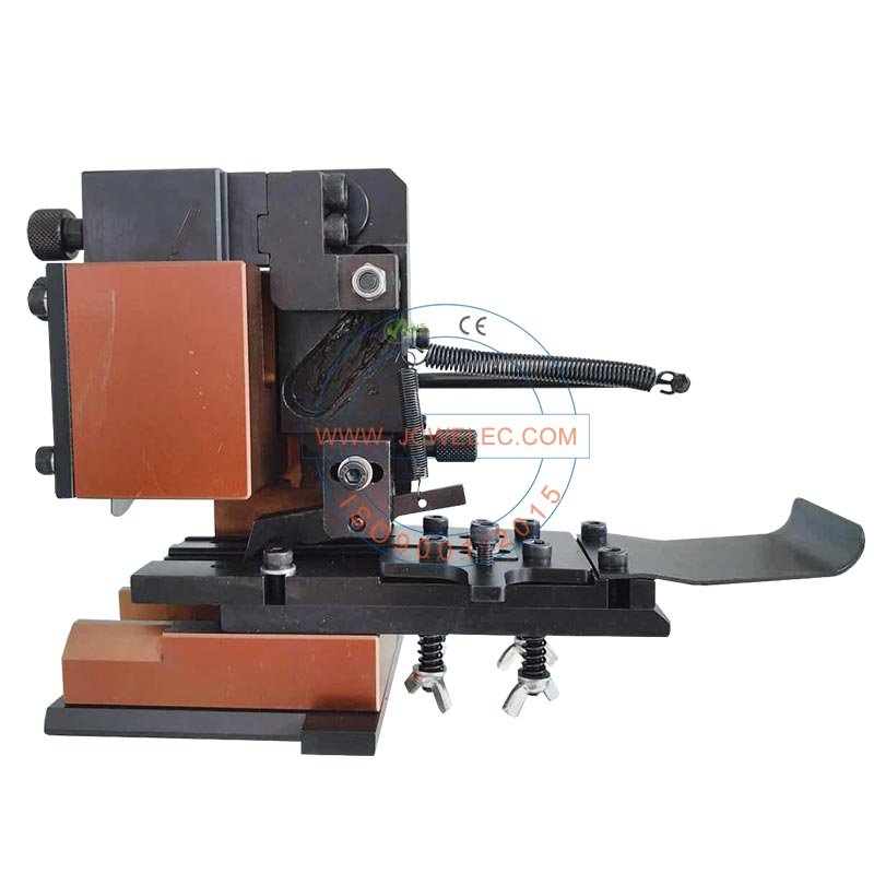 Precise End-feed Applicator